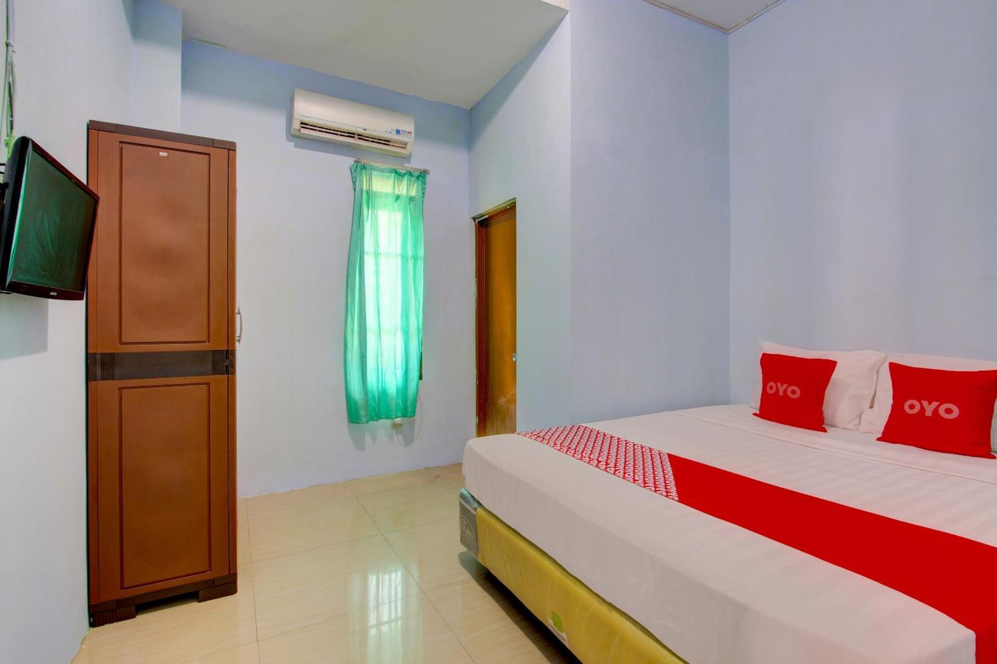 Super Oyo 93012 Griya Kencana Asri Syariah Lawean Kültér fotó